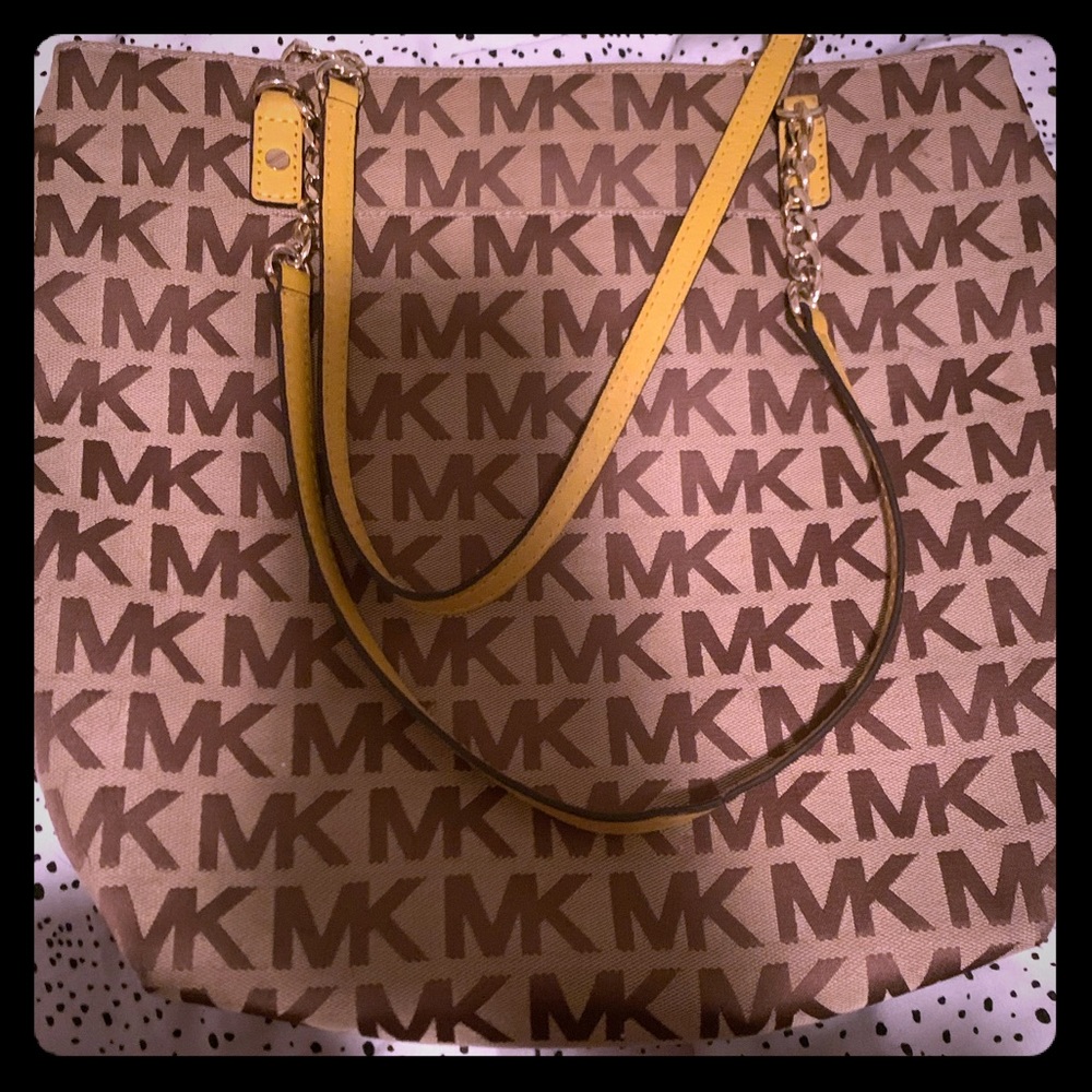Michael Kors purse